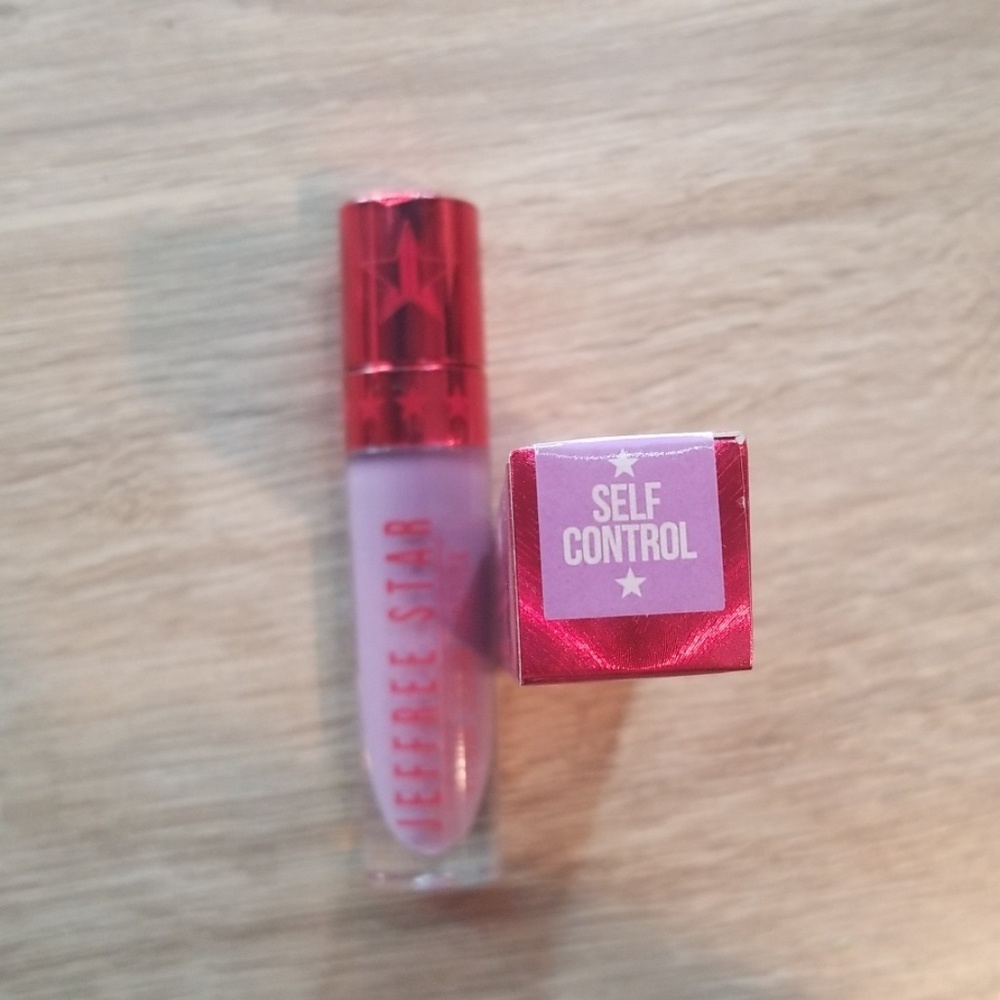 JEFFREE STAR VELOUR LIQUID LIPSTICK
